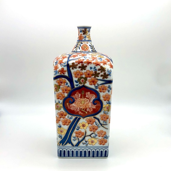 Japanese Square Porcelain Vase 11” Imari Tokkuri Vintage Sake Bottle Marked - Picture 7 of 12
